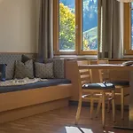 Kendlgut Am Biobauernhof Inklusive Unbegrenztem Eintritt In Alpentherme * באד הופגסטין