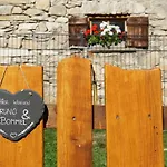 Апартаменты Kendlgut Am Biobauernhof Inklusive Unbegrenztem Eintritt In Alpentherme Бад Хофгаштайн