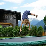 Kendlgut Am Biobauernhof Inklusive Unbegrenztem Eintritt In Alpentherme * באד הופגסטין